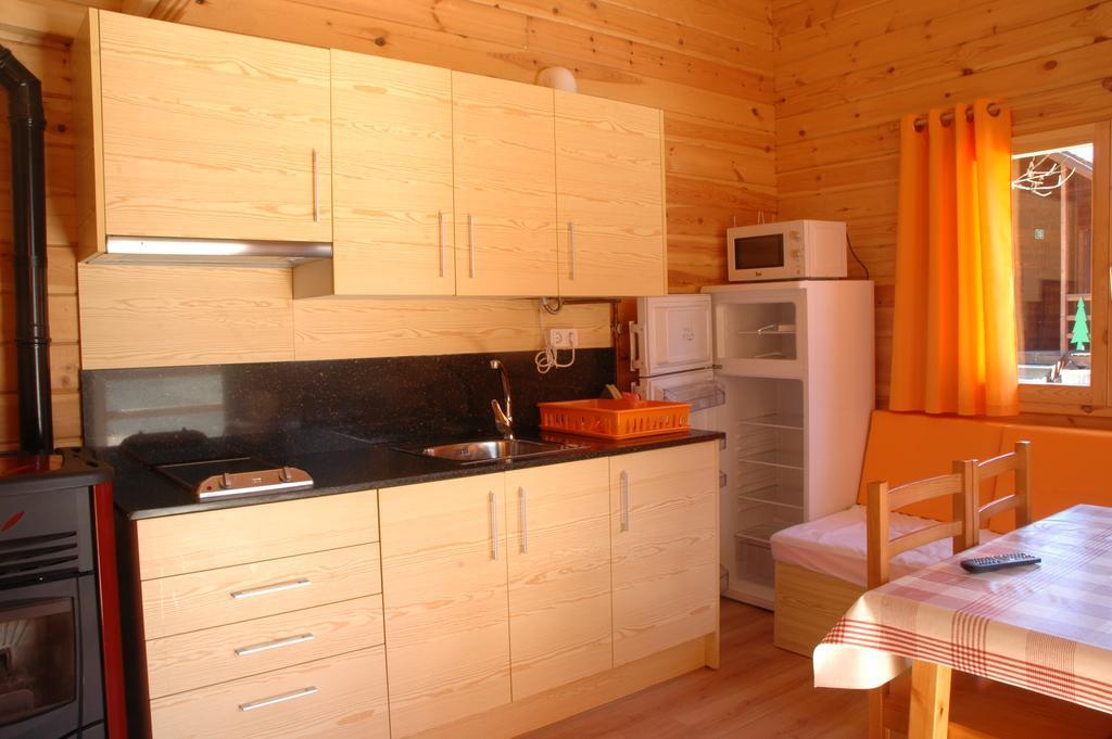 Camping Era Yerla D'arties Exterior foto
